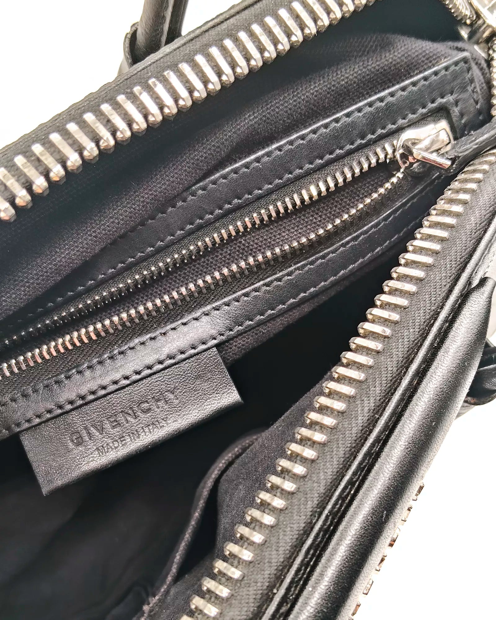 Givenchy Antigona with Chain Small