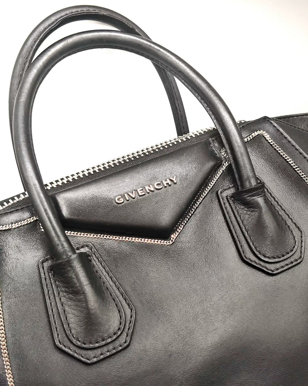 Givenchy Antigona with Chain Small
