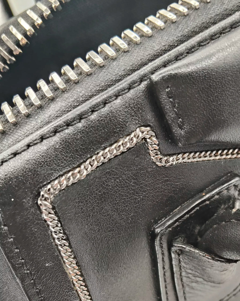 Givenchy Antigona with Chain Small