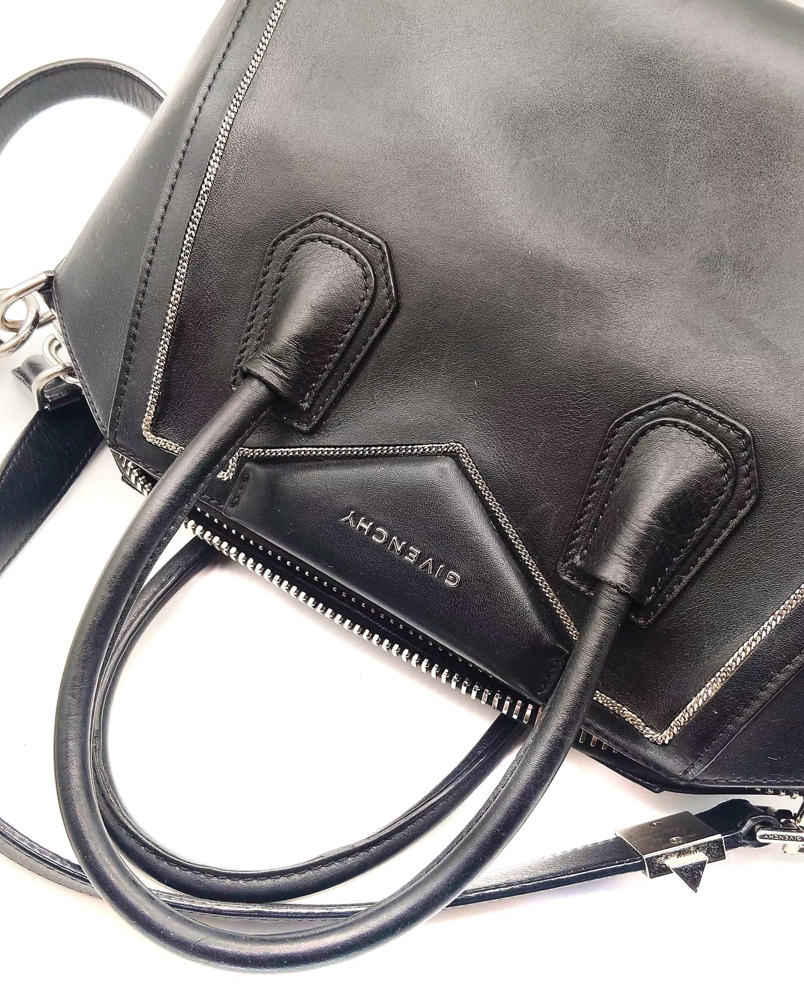 Givenchy Antigona with Chain Small