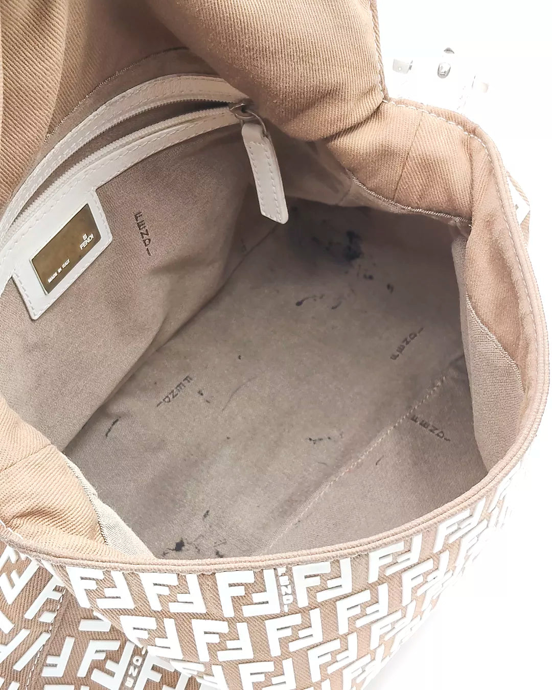 Baguette Mama Monogram gomma Ltd. FENDI