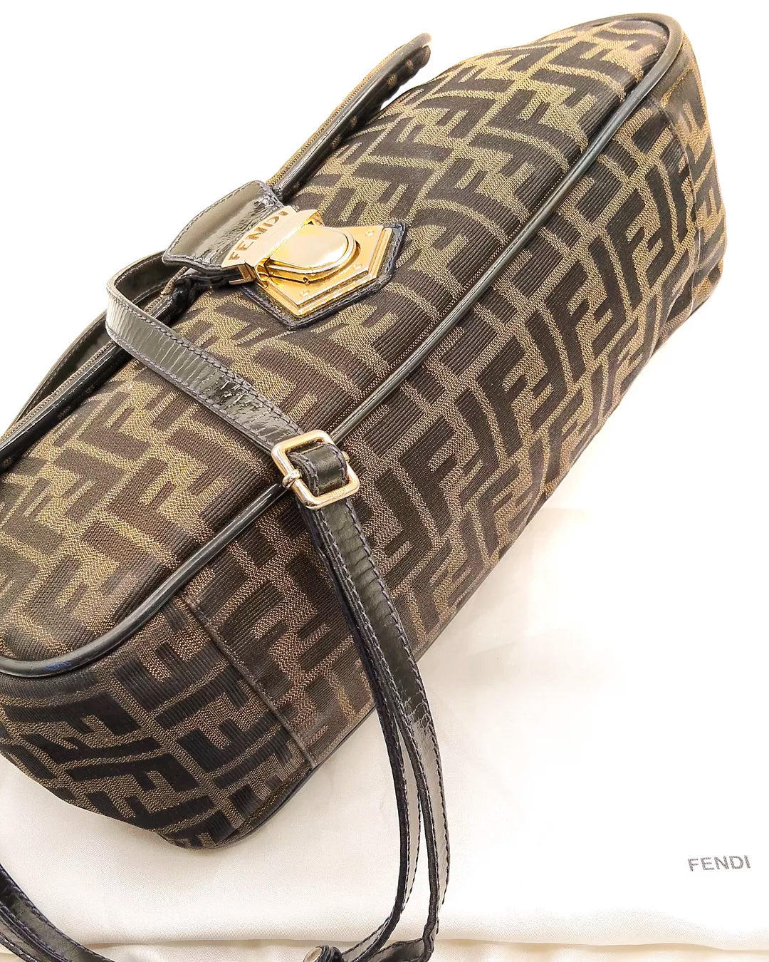 Baguette Zucca Fly FENDI