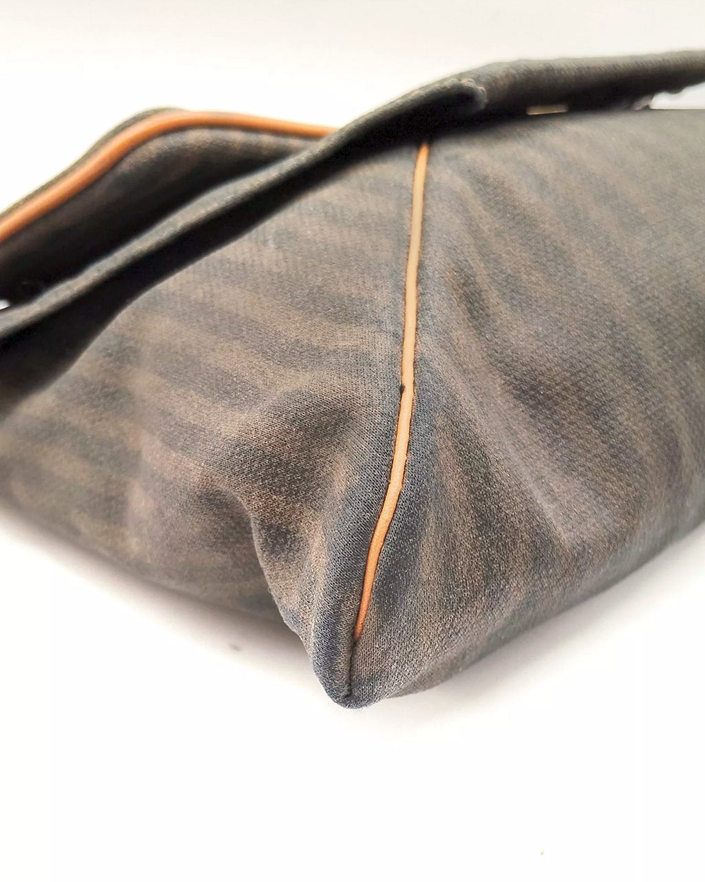 Pochette Envelope Pequin Fendi