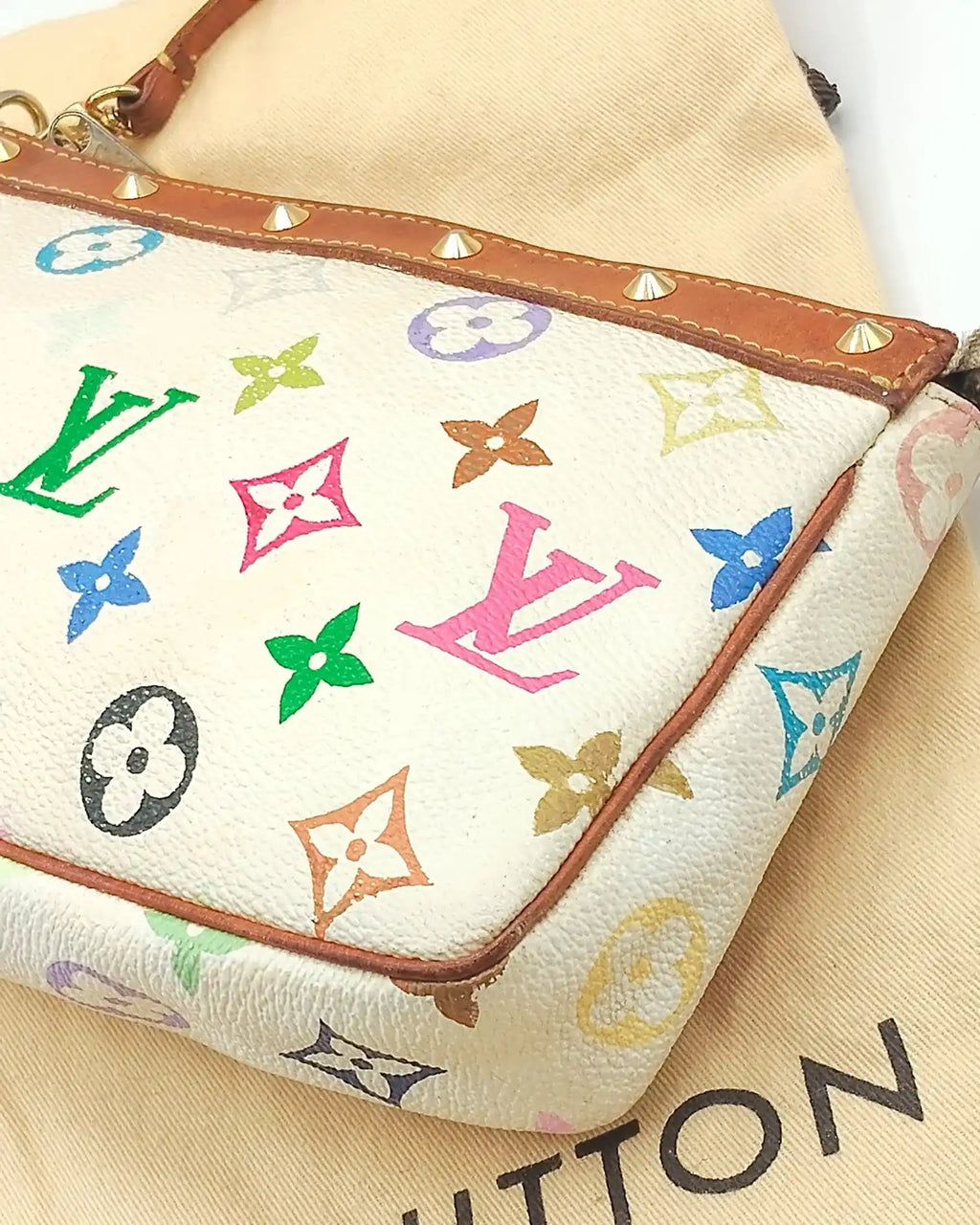 Pochette Accessoires Multicolor Ltd. Louis Vuitton