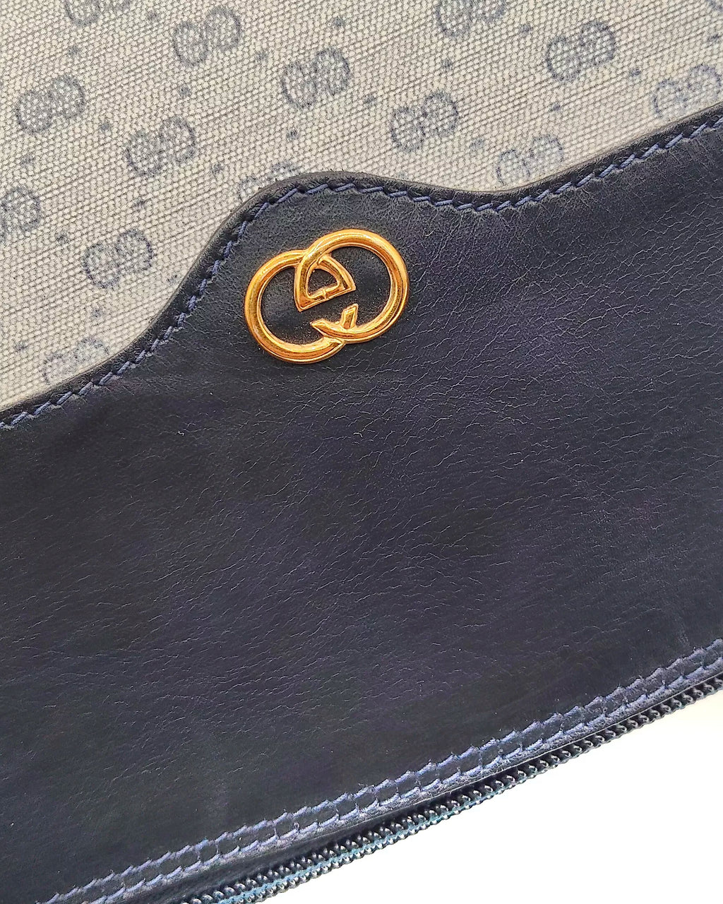 GUCCI Neo Vintage GG Camera Bag