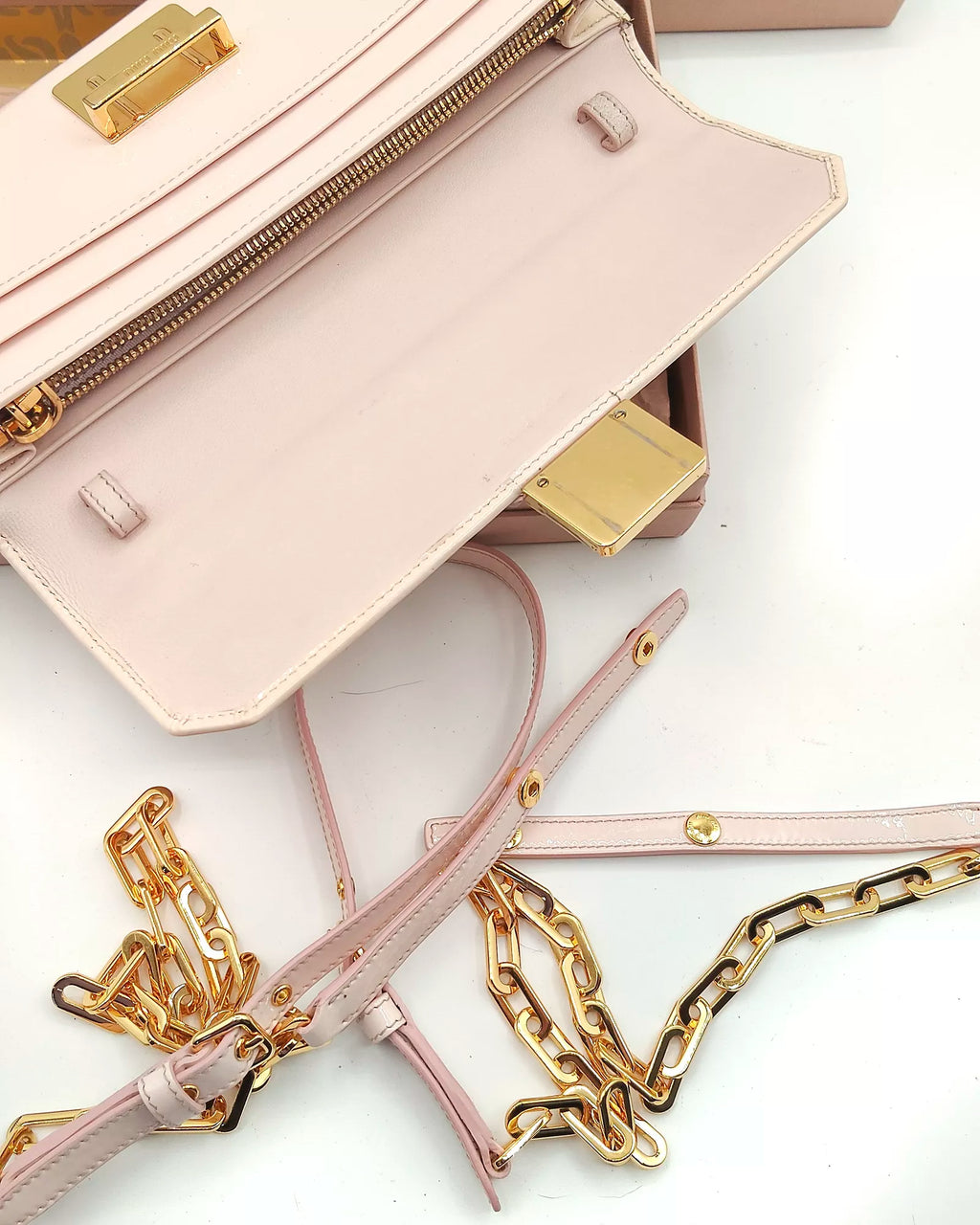 Woc/ clutch/ Pochette MIU MIU