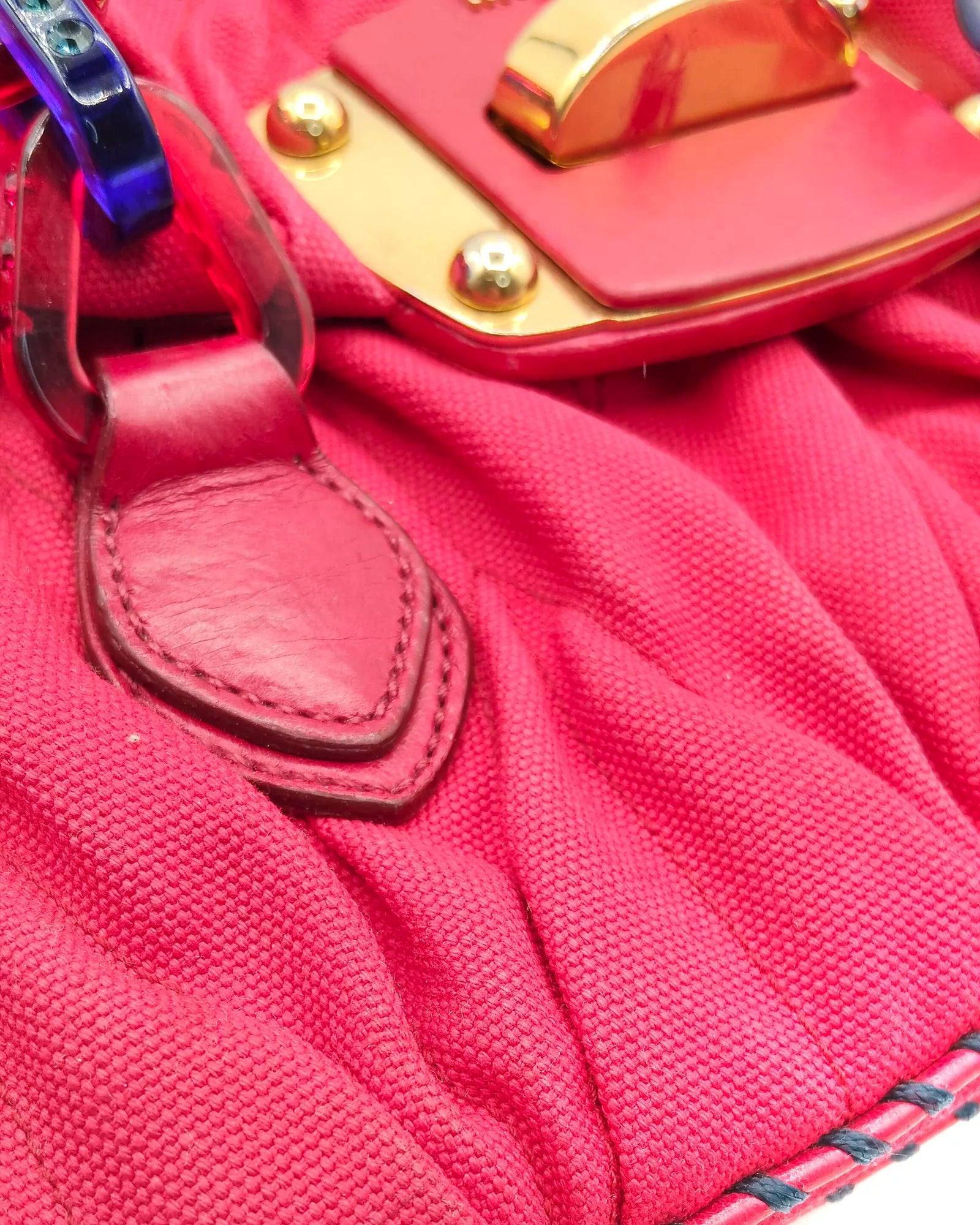 Borsa Magenta matelassé MIU MIU