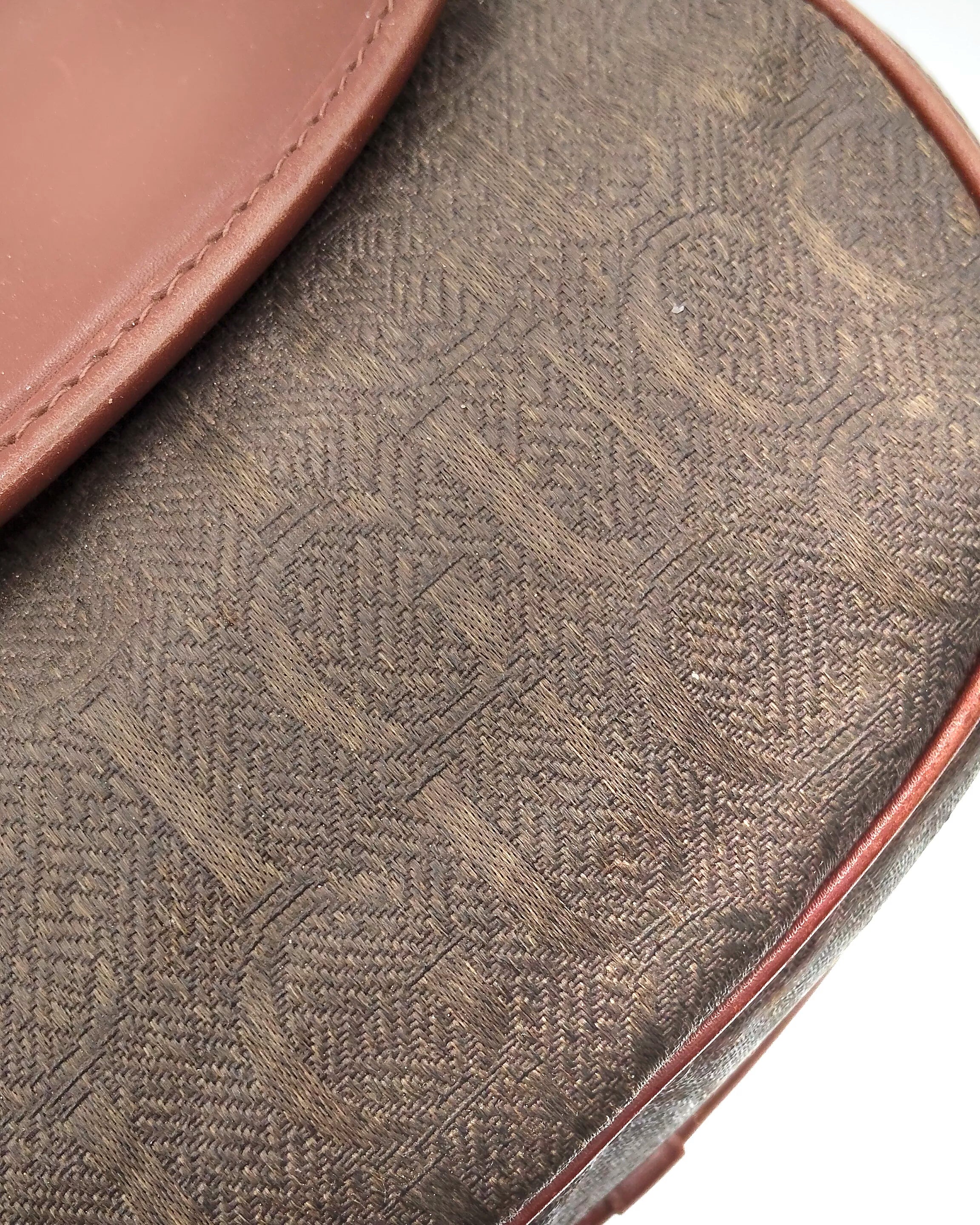 Crossbody GUCCI Interlocking GG