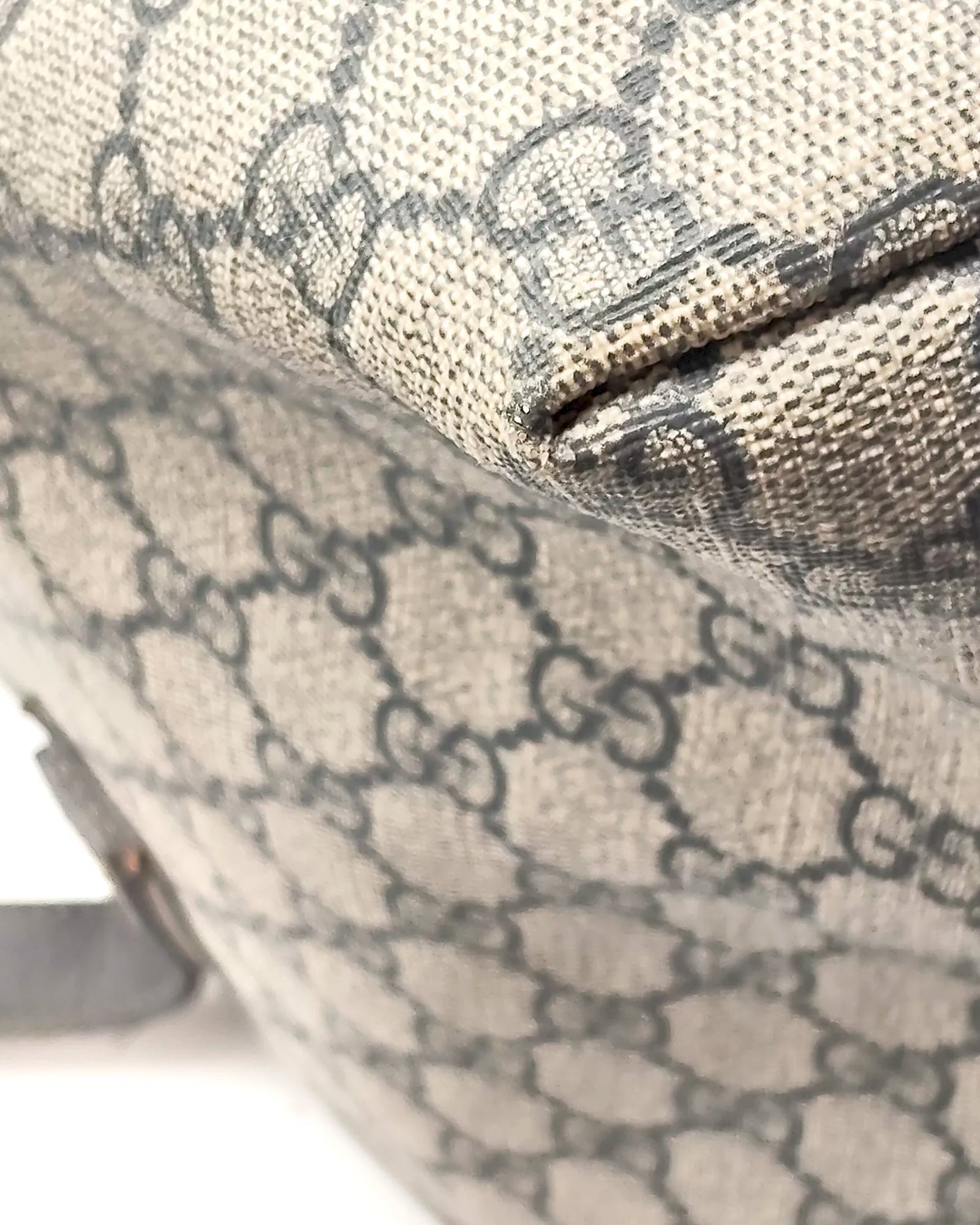 Tote GG Supreme Gucci