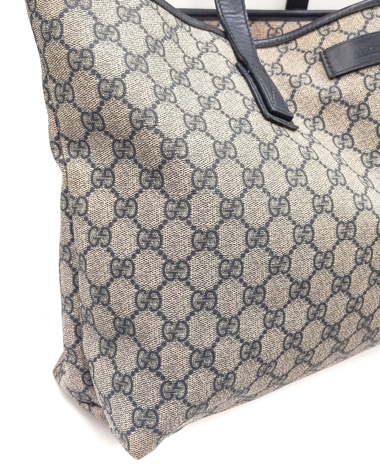 Tote GG Supreme Gucci