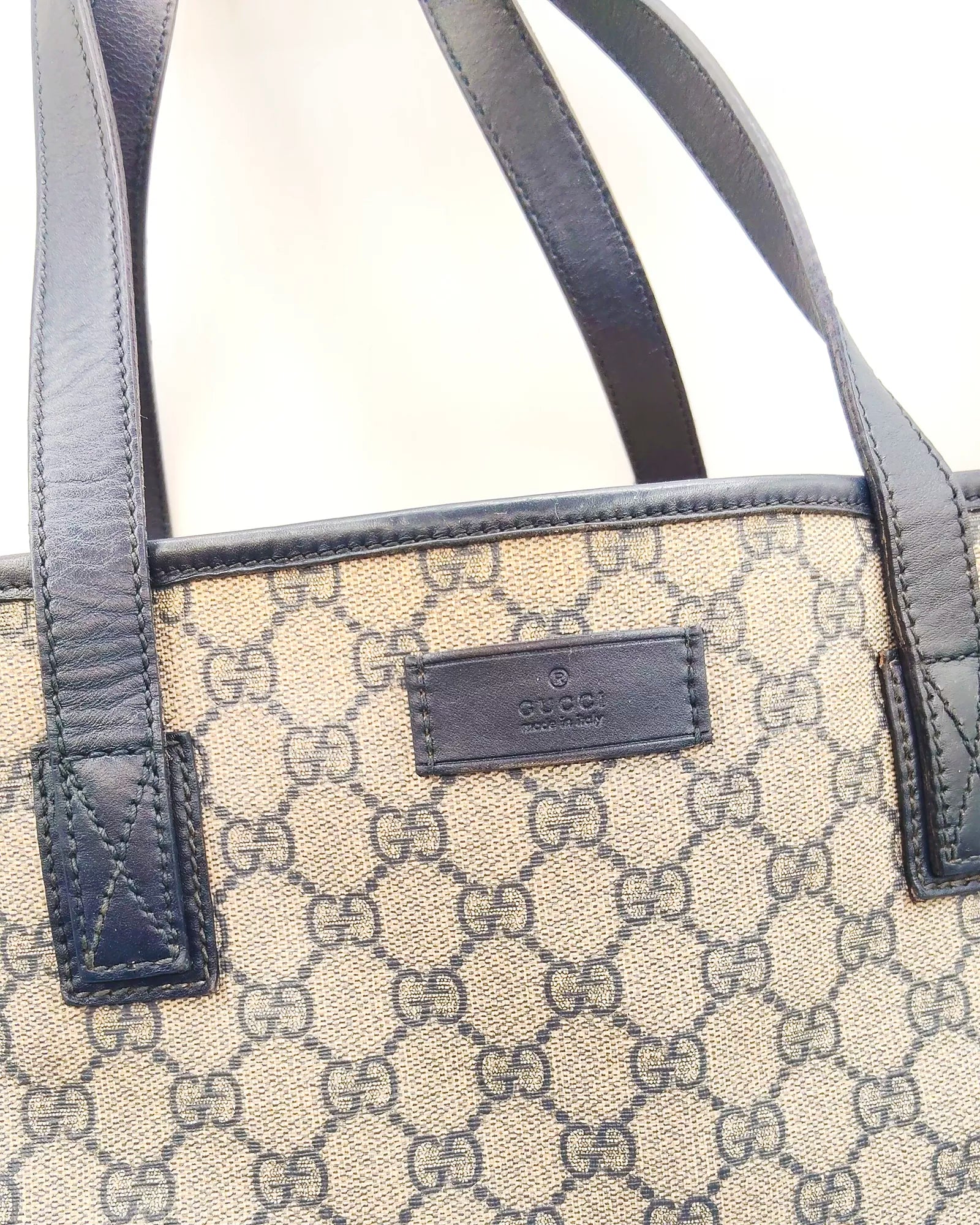 Tote GG Supreme Gucci