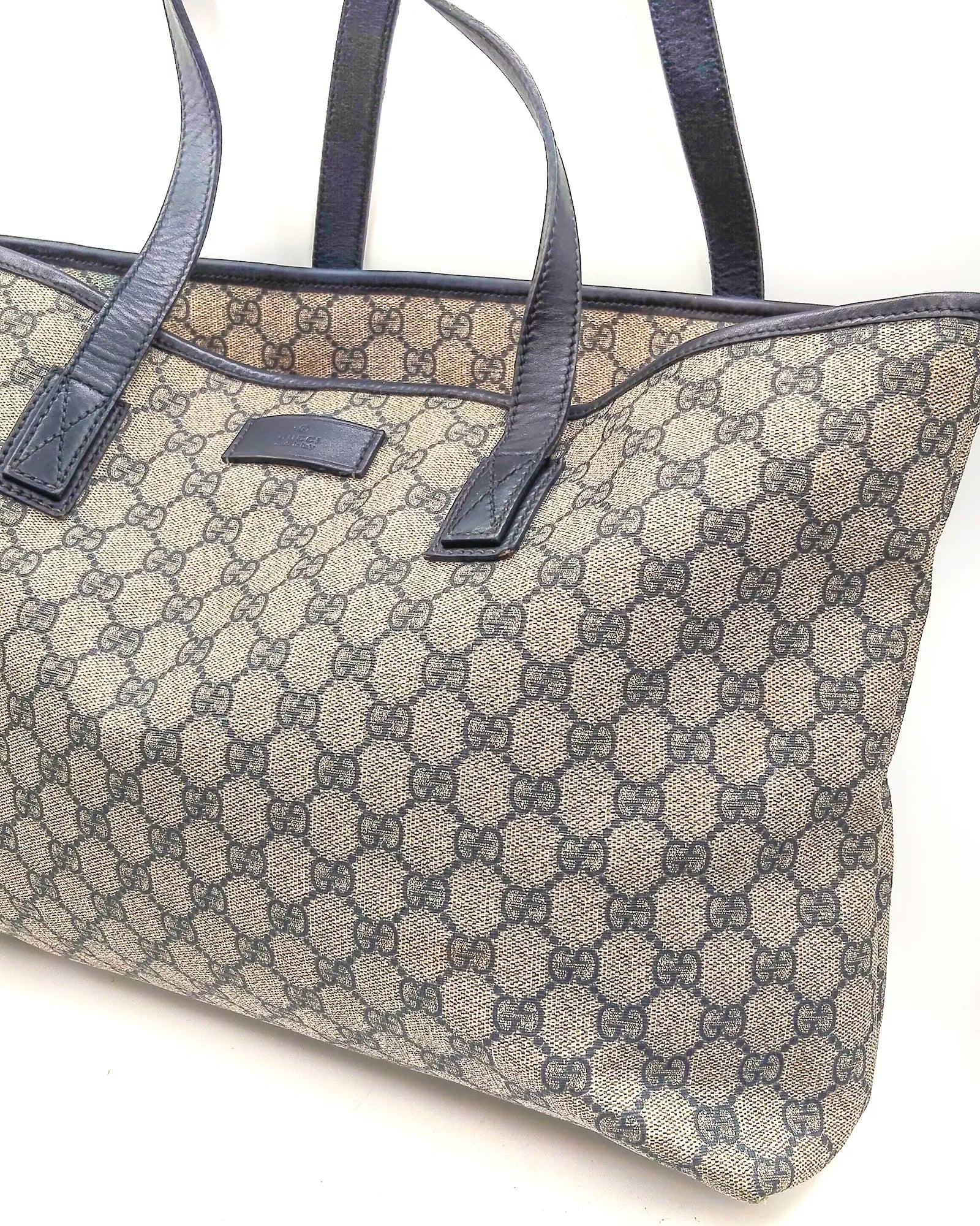 Tote GG Supreme Gucci