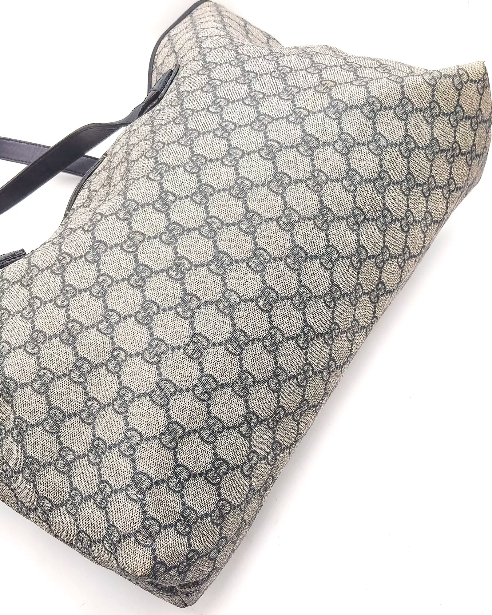 Tote GG Supreme Gucci