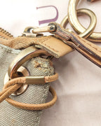 Utilitarian Safari Shoulder bag Gucci