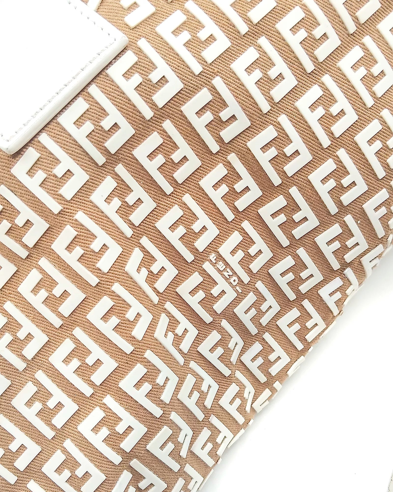 Baguette Mama Monogram gomma Ltd. FENDI