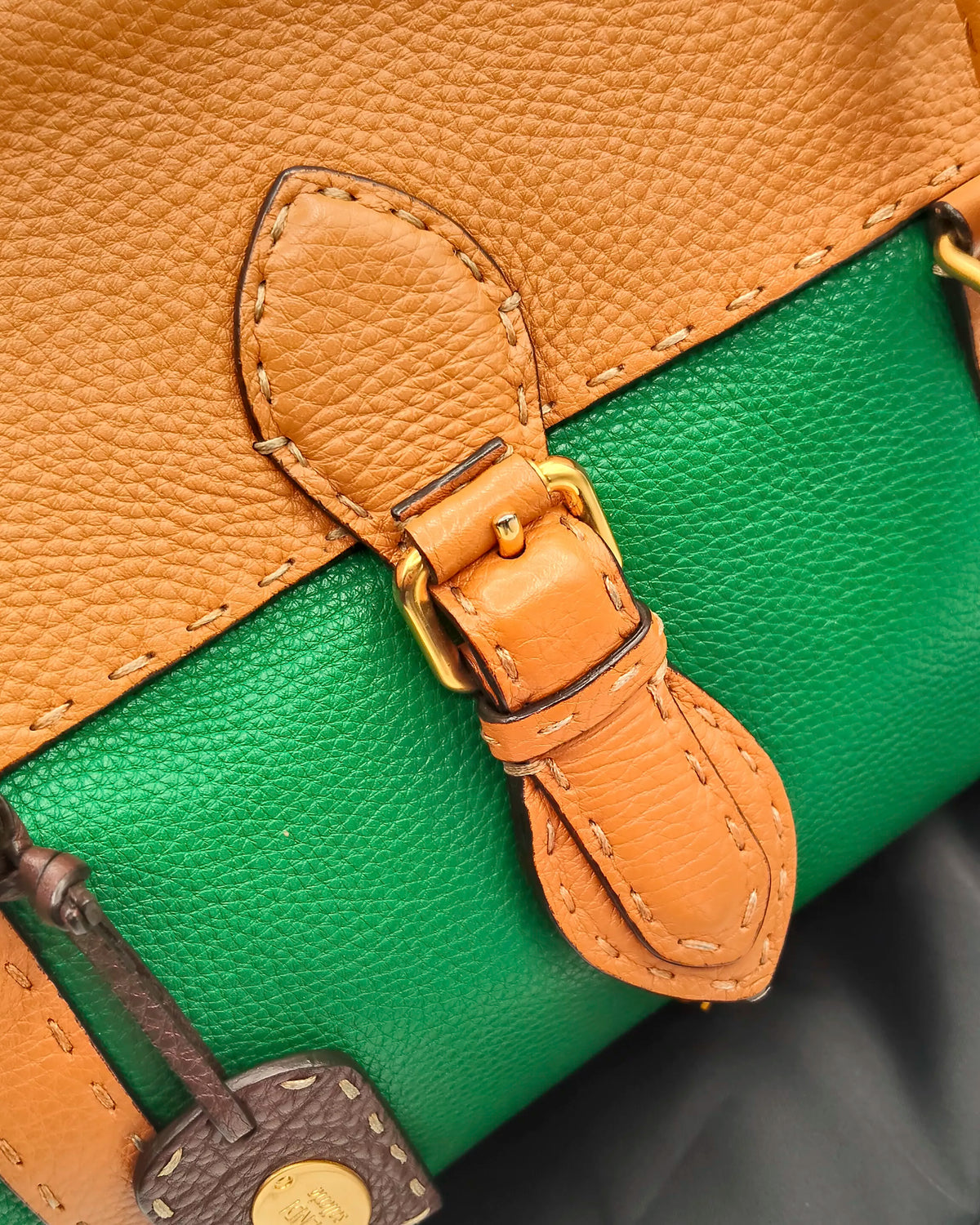 Borsa Fendi - Linda Selleria medium Bowling bag